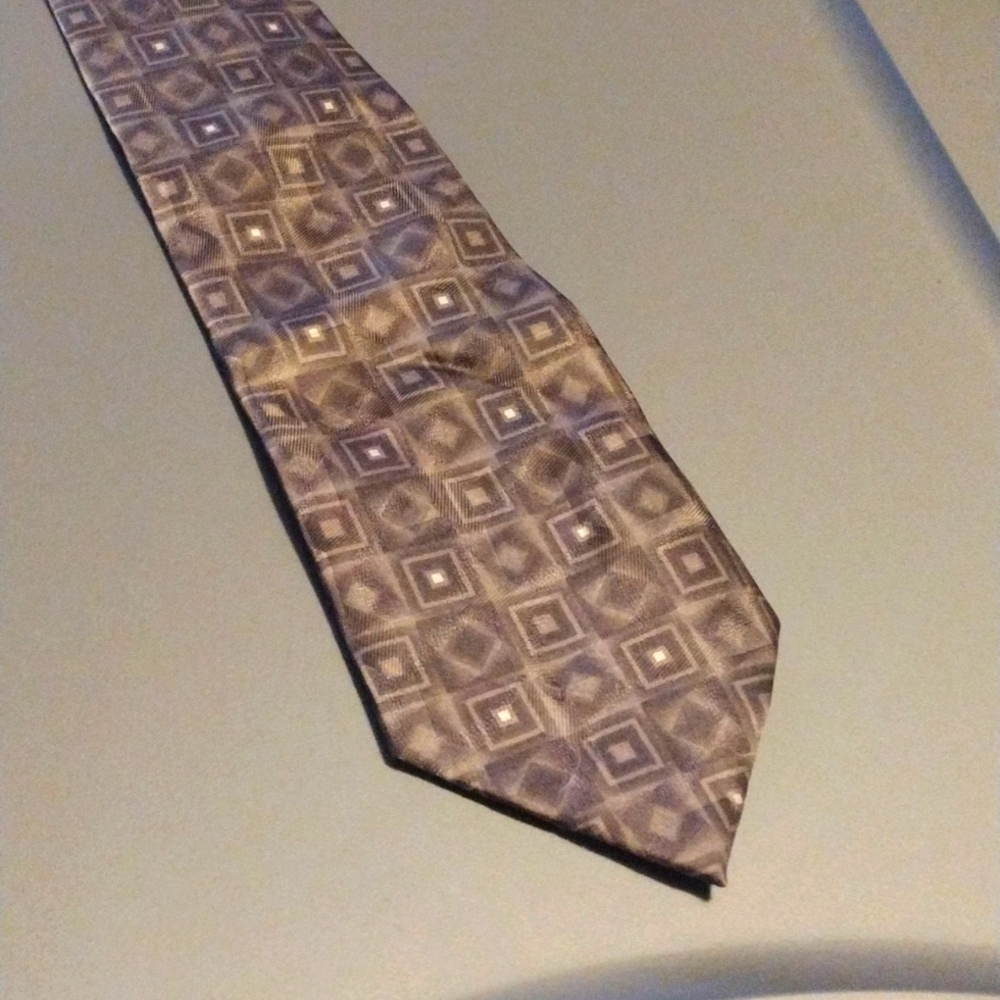 *4/$20 Bundle Deal Closet Cleanout Sale* Pierre Cardin men's Silk Tie